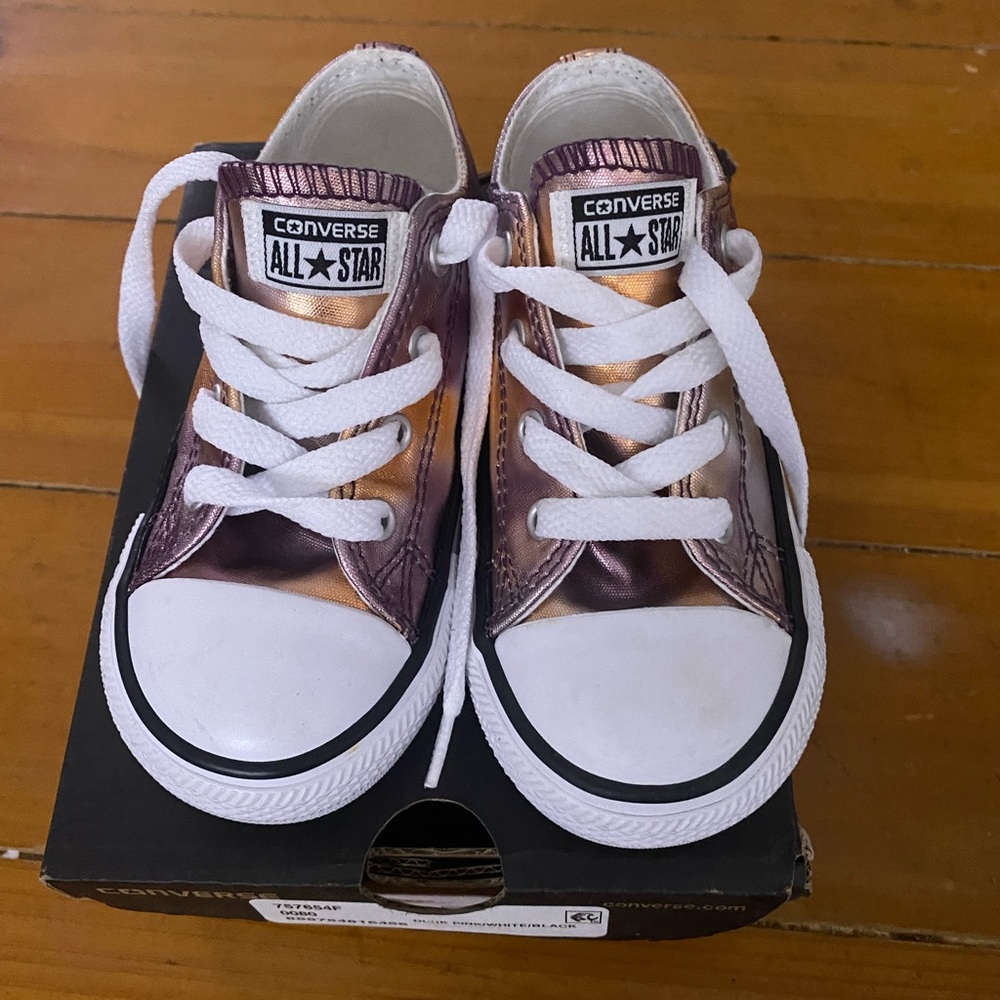 Converse infant shoes